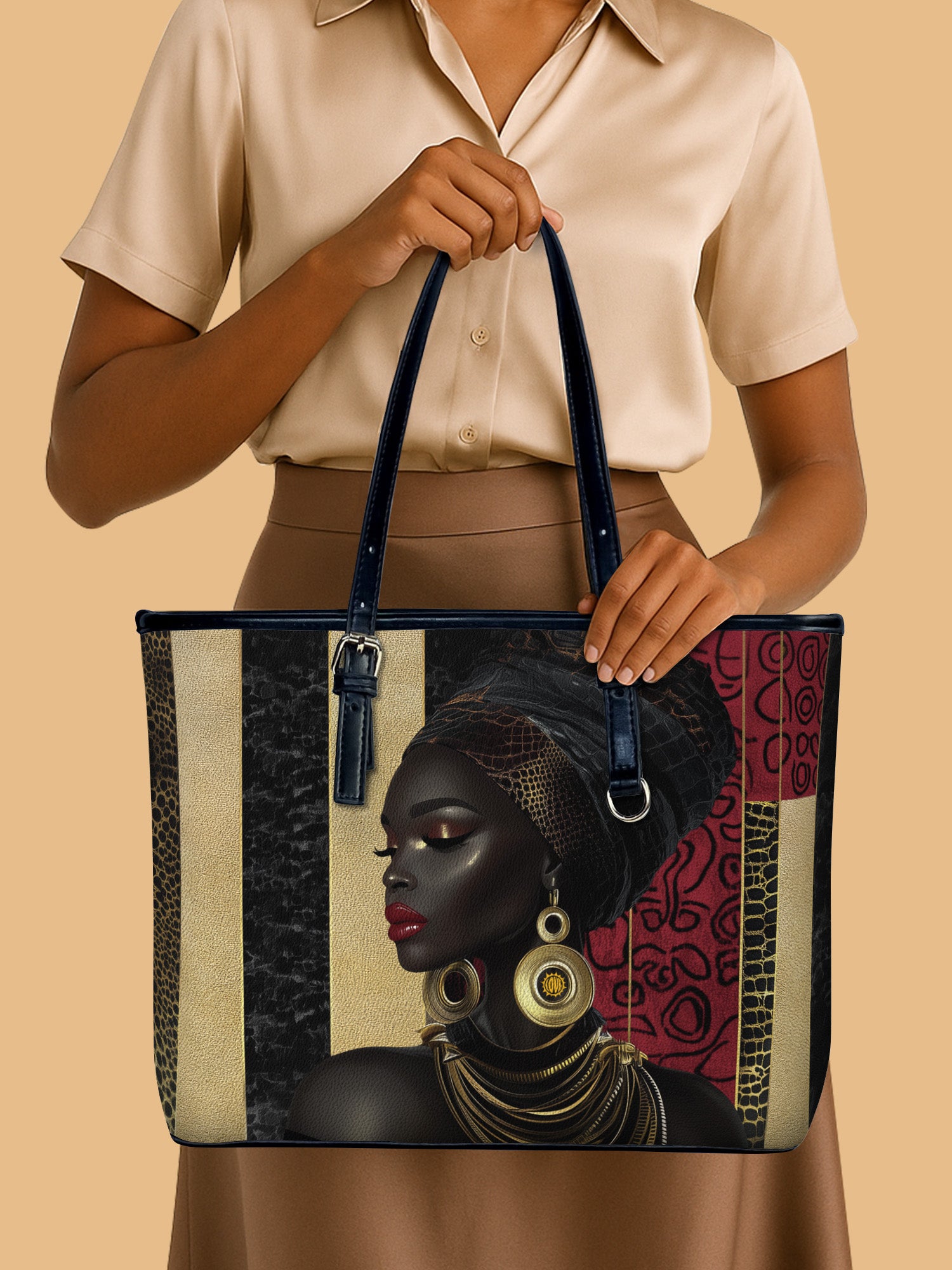 Gilded Silence Leather Bucket Bag QR0XD782