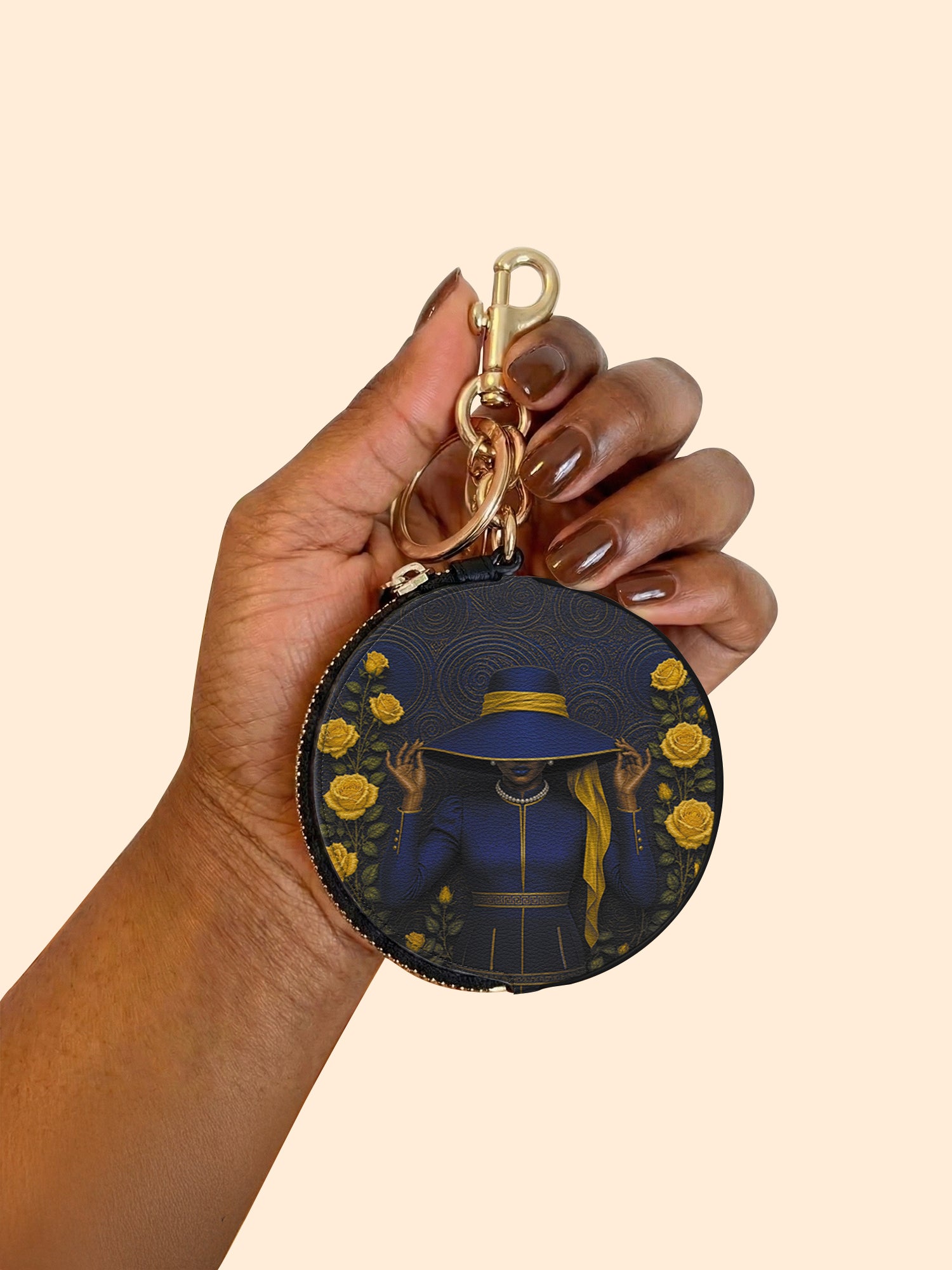 Regal Bloom Circular Coin Pouch Bag Charm QR0HH216