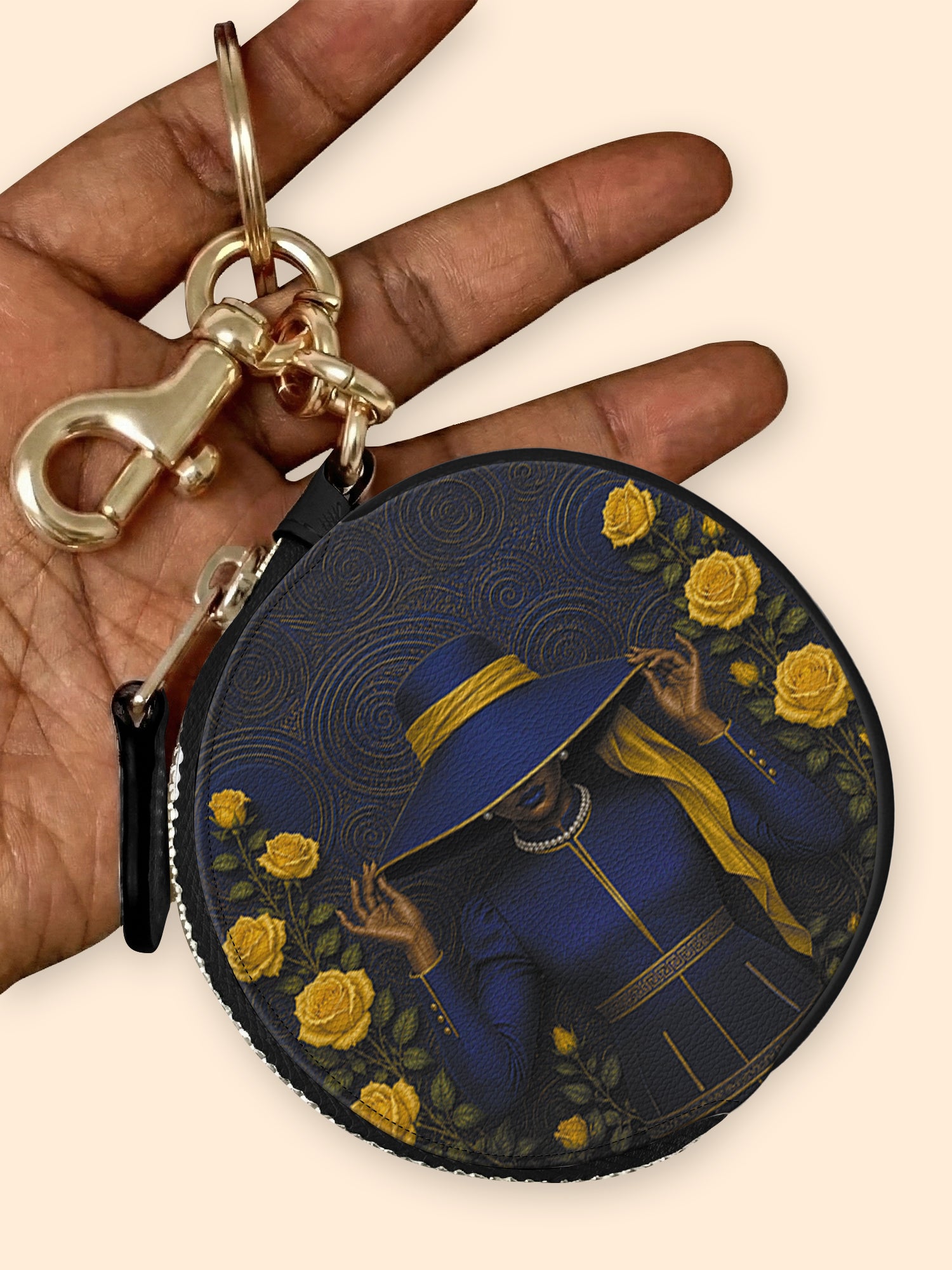 Regal Bloom Circular Coin Pouch Bag Charm QR0HH216