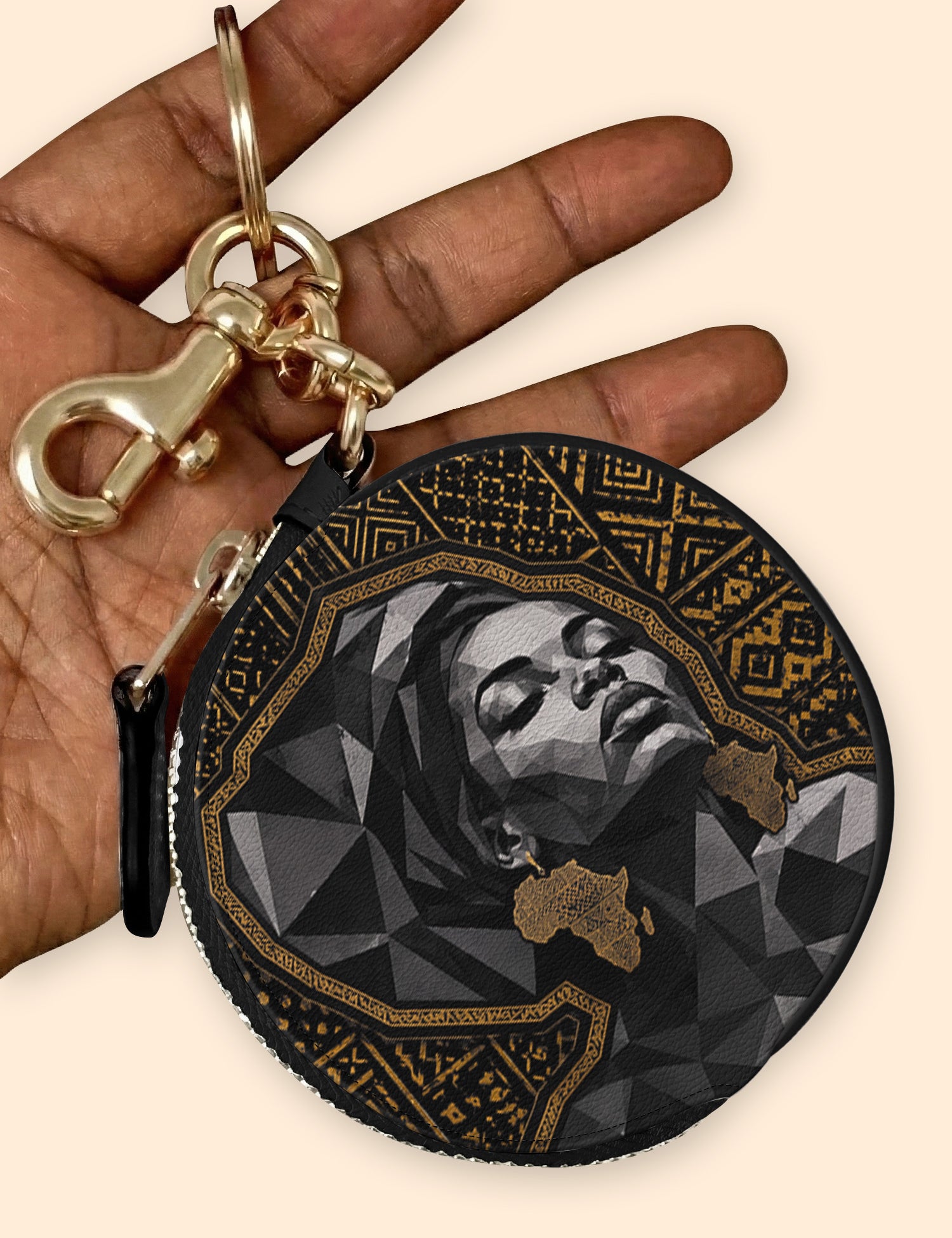 Mockup_20260512_COINROUND_GoldenHeritage_ARND140_ADSG070_01.jpg