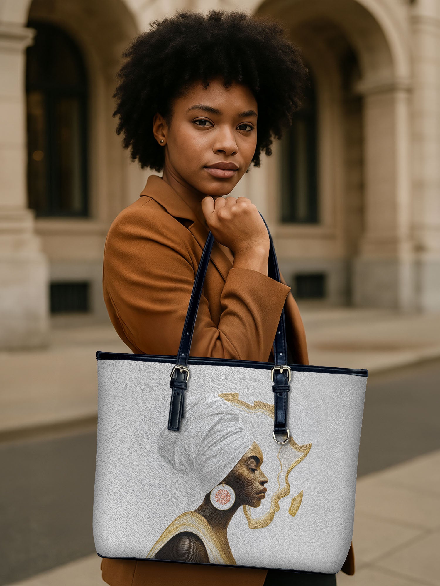 Sacred Continent Leather Bucket Bag QR0TD483