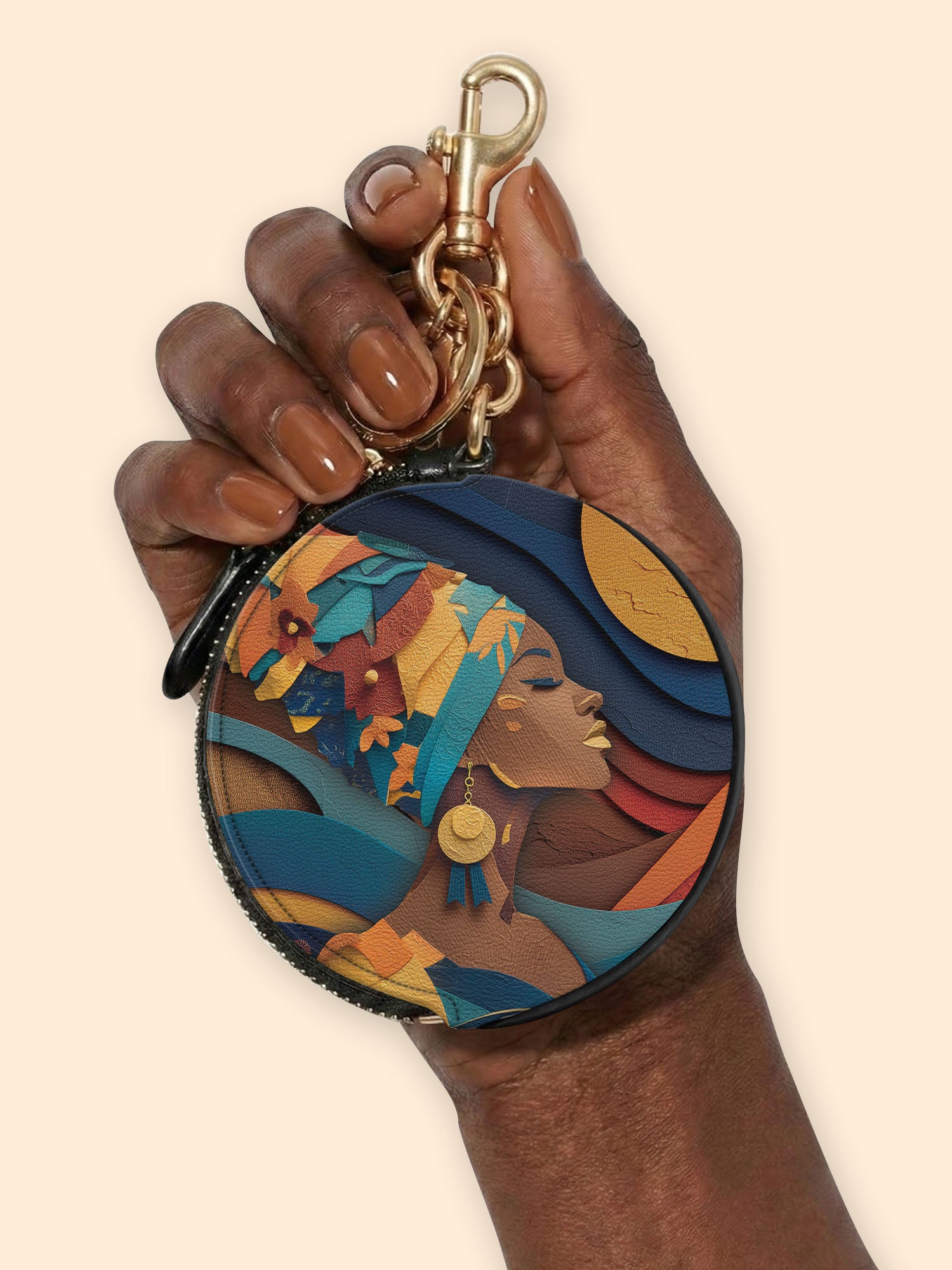 Woman in Headwrap Circular Coin Pouch Bag Charm QR0HH021