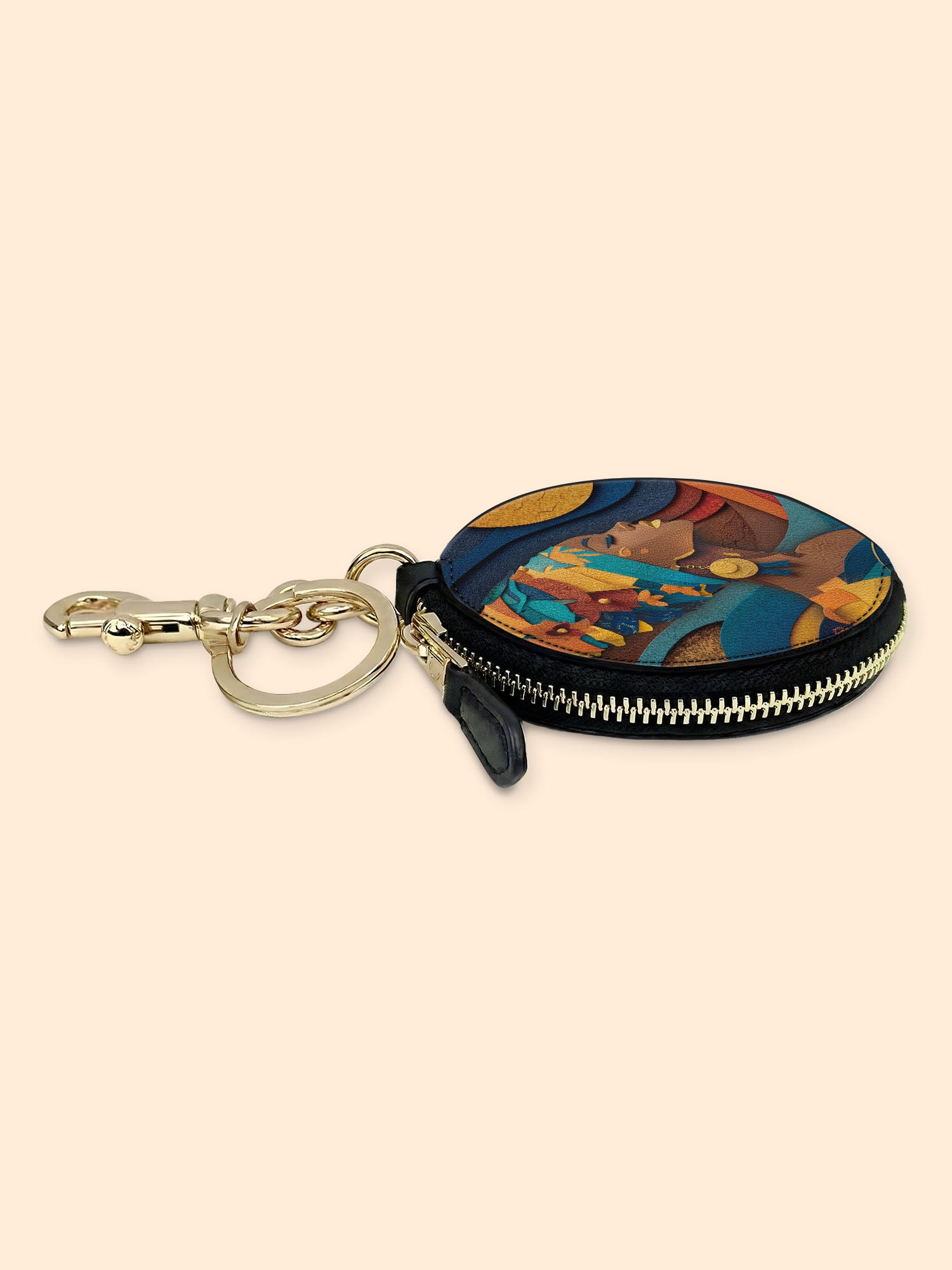 Woman in Headwrap Circular Coin Pouch Bag Charm QR0HH021