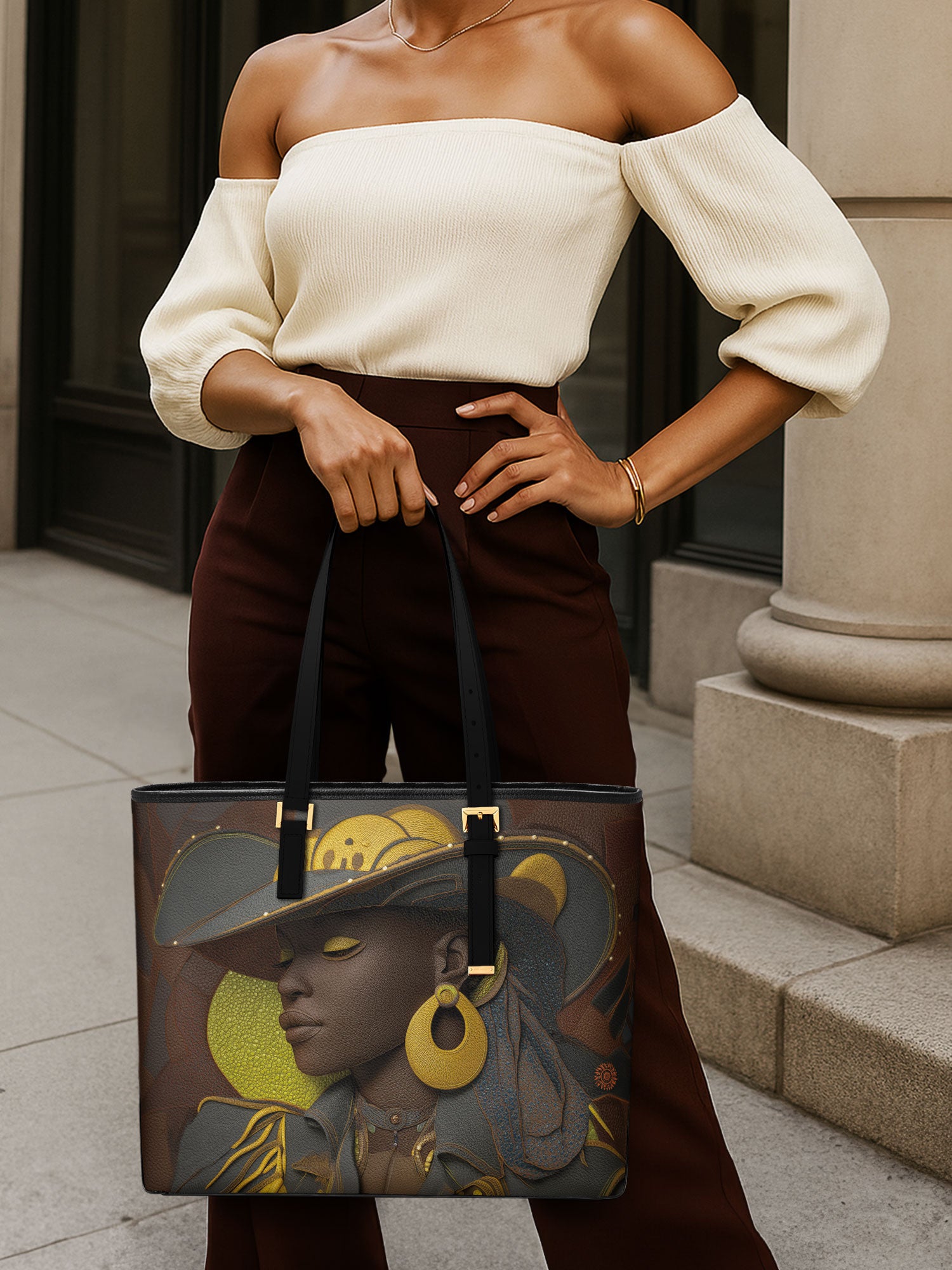 Desert Crown Sleek Leather Tote QR0TD109