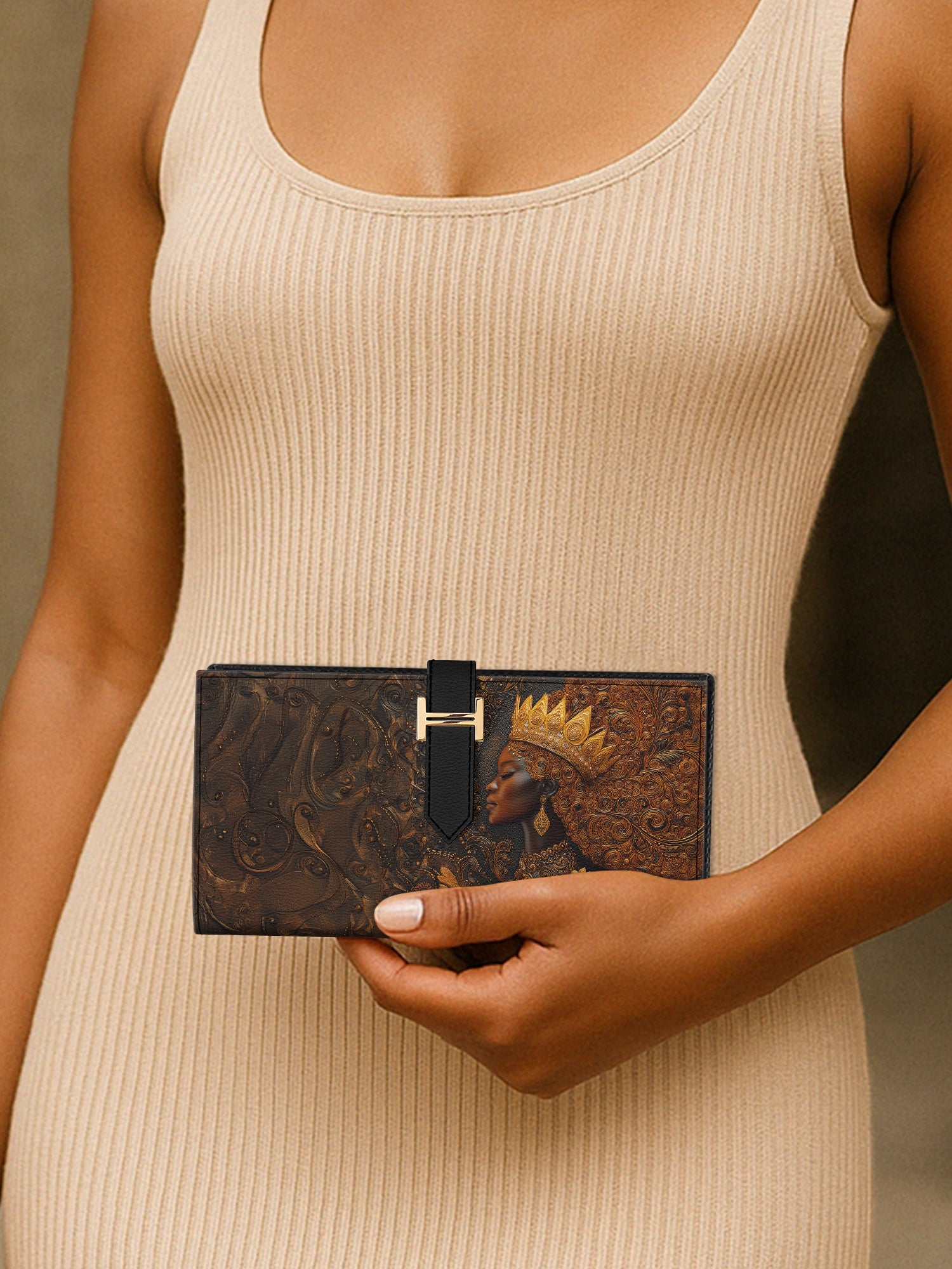Queen Rising Tab Closure Wallet QR0XD180