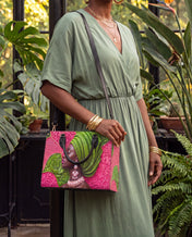 Divine Green Premium Leather Handbag QR0TD705