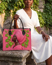 Pearl Legacy Premium Leather Handbag QR0TD704